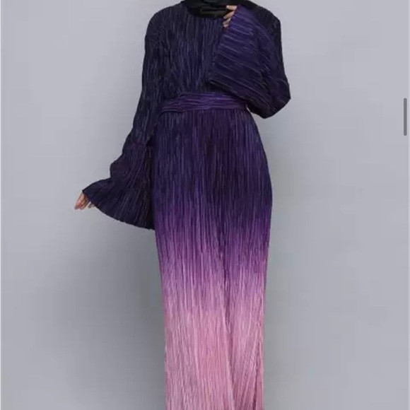 BEAUTIFUL MULTI COLOR HIJAB, COME W/BELT. - Picture 1 of 2
